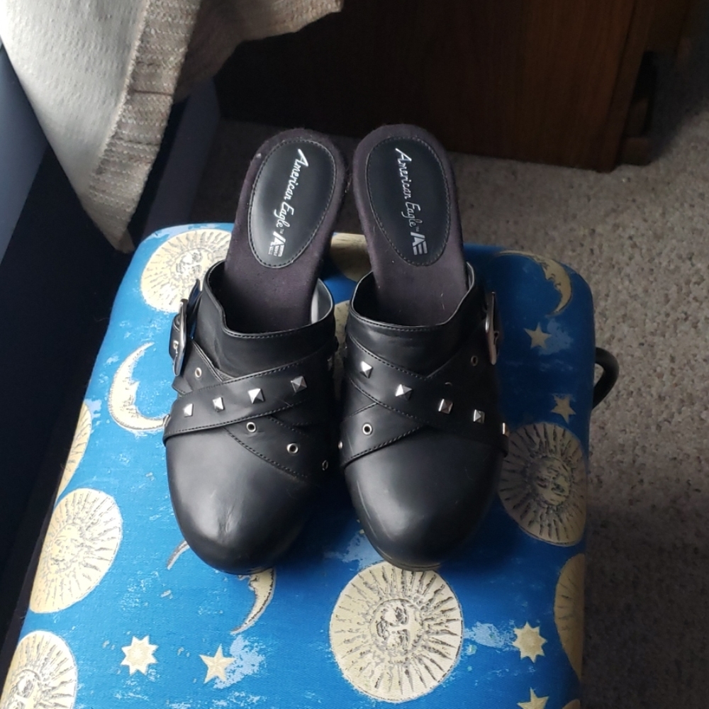 Clogs